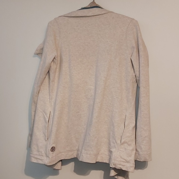 Grey Lululemon cardigan wrap sweater - Picture 3 of 4